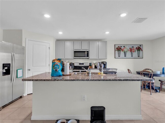 Building Photo - 16702 Carlton Pond St