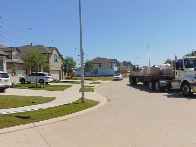 Building Photo - 24782 Levante Dr