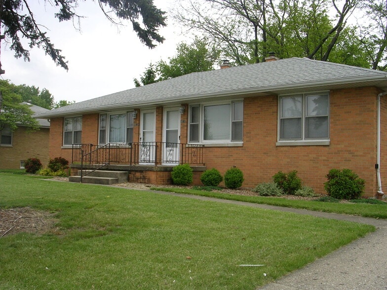 Bloomington Road Duplex - 1205 W Bloomington Rd
