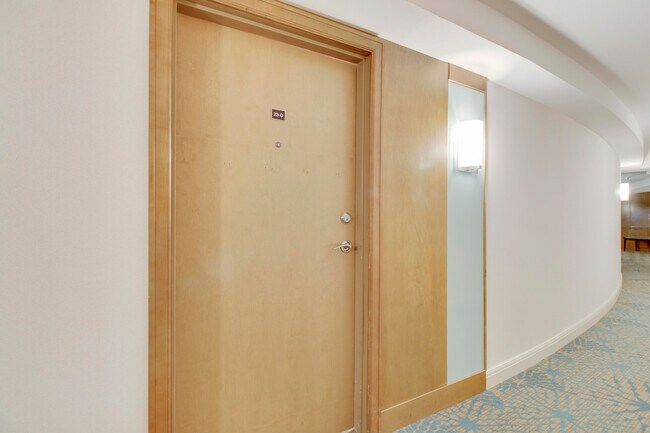 Building Photo - 3000 N Ocean Dr