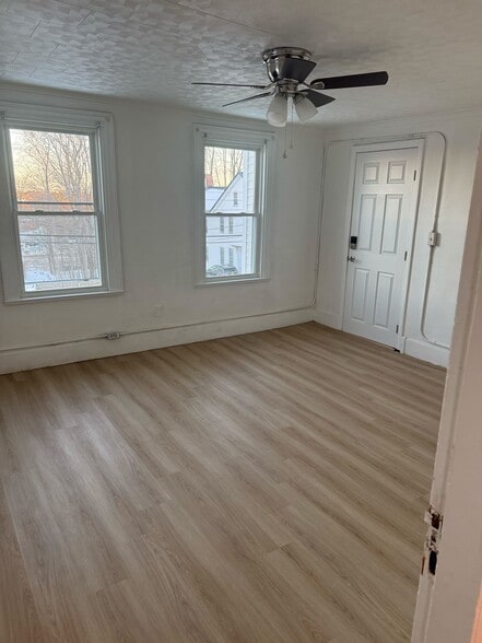 Building Photo - 165 Brunswick St