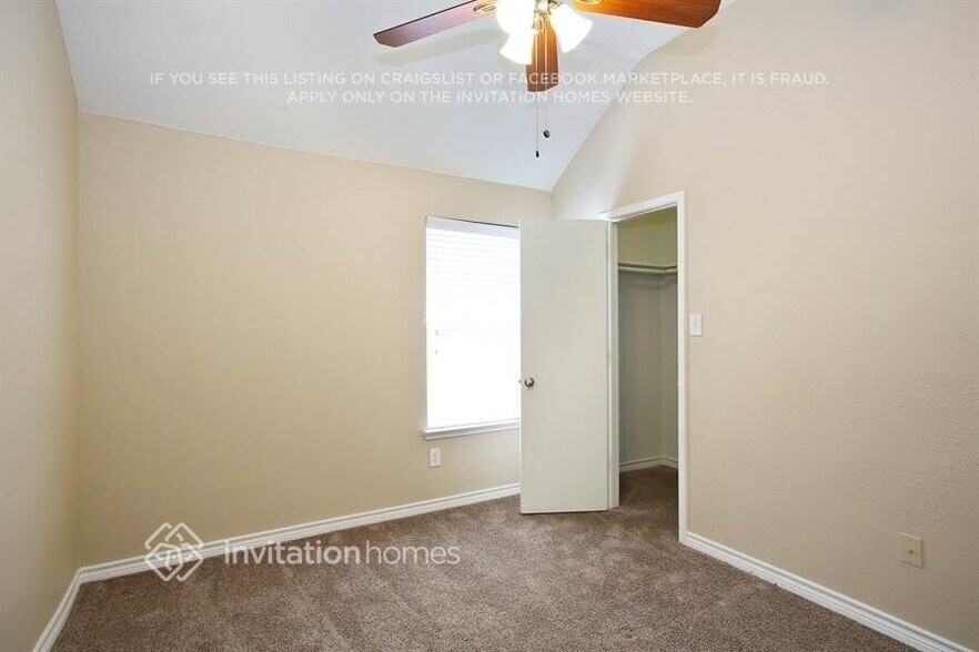 Building Photo - 7604 Longbow Ln