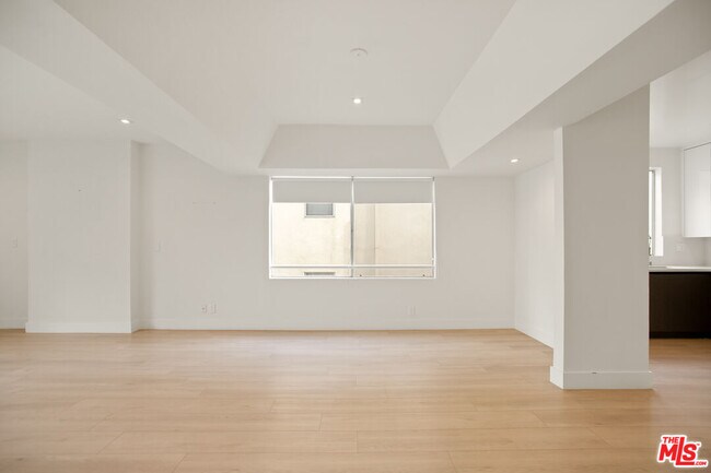 Building Photo - 10630 Wilkins Ave