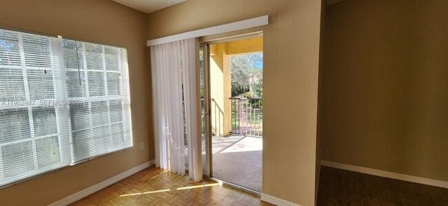 Building Photo - 10300 Fox Trail Rd S