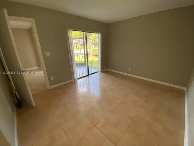 Building Photo - 3399 Foxcroft Rd