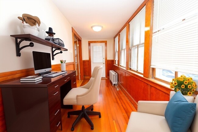 Building Photo - 148 Neponset St