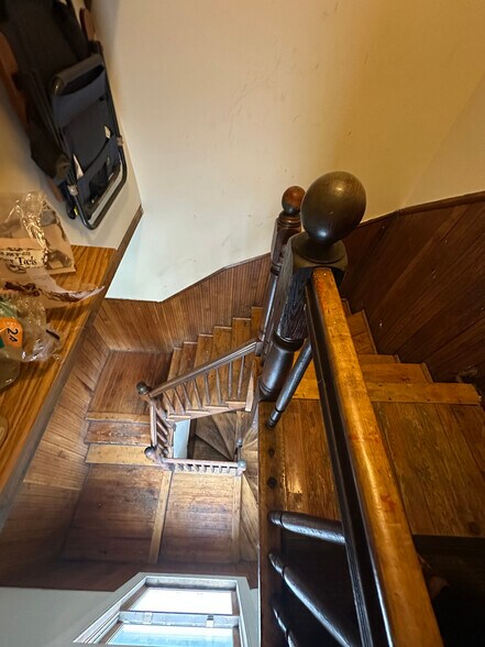 Building Photo - 21 Speridakis Ter