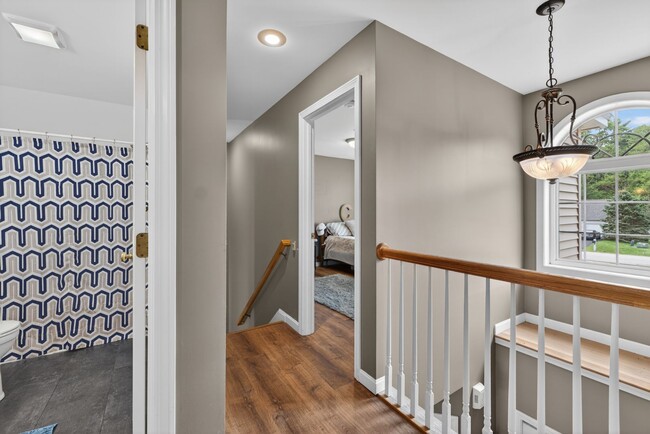 Building Photo - Spacious Stratham Home | Semi-In Ground Pool | Finished Basement | AVAILABLE AUGUST 1st