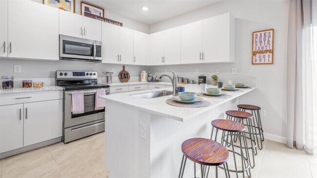 Building Photo - 24613 SW 117th Ct