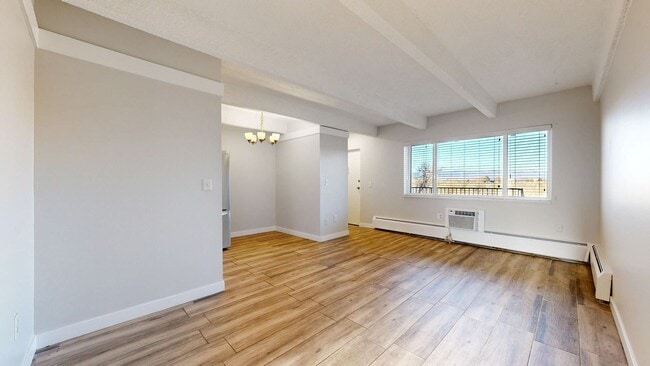 Building Photo - Adorable 1 bedroom condo with mountain views