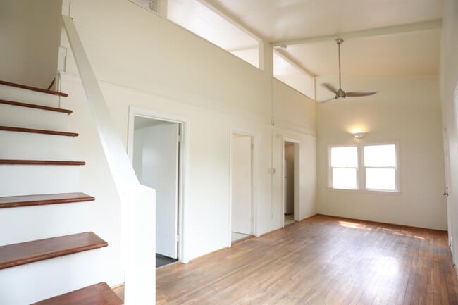 Primary Photo - 1712 Sherman Ave