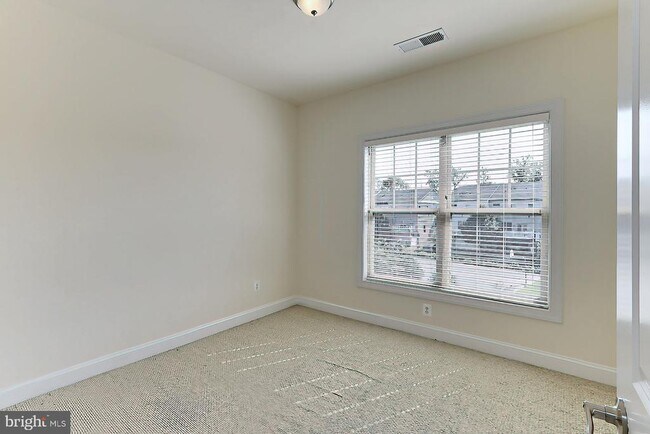 Building Photo - 22219 Falling Terrace