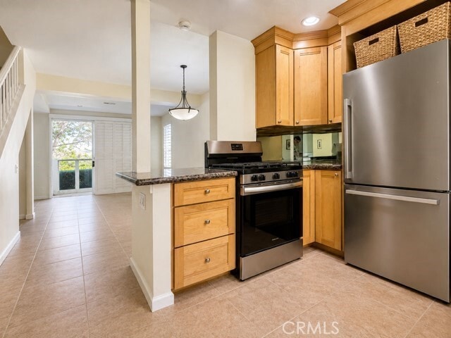 Building Photo - 30902 Club House Dr