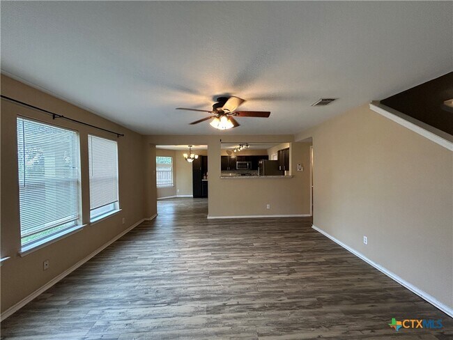 Building Photo - 381 Copper Path Dr