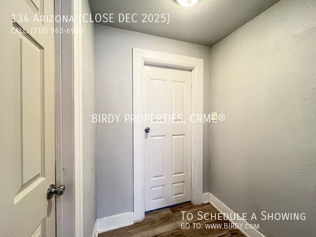 Building Photo - 134 Arizona