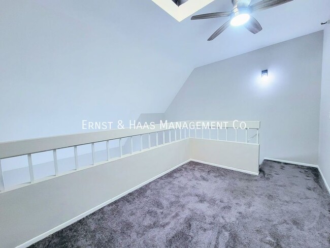 Building Photo - Beautiful and Modern 1 Bedroom + Loft Cond...