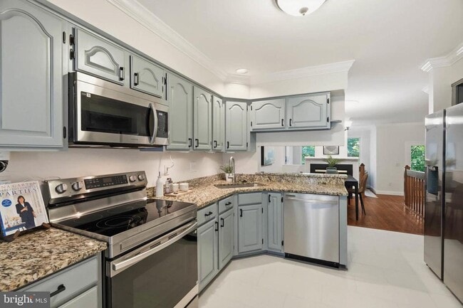 Building Photo - 2734 Gingerview Ln