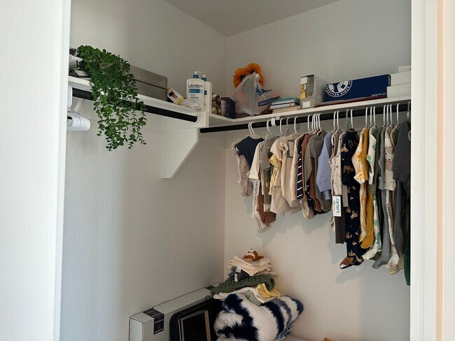 Building Photo - 1104 Magpie Lane