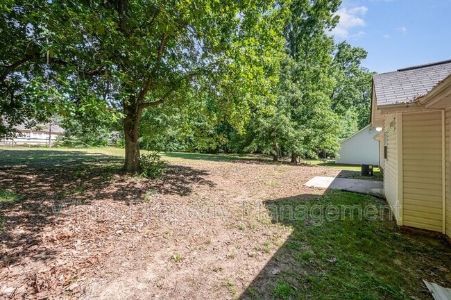Building Photo - 2132 Gambrel Way