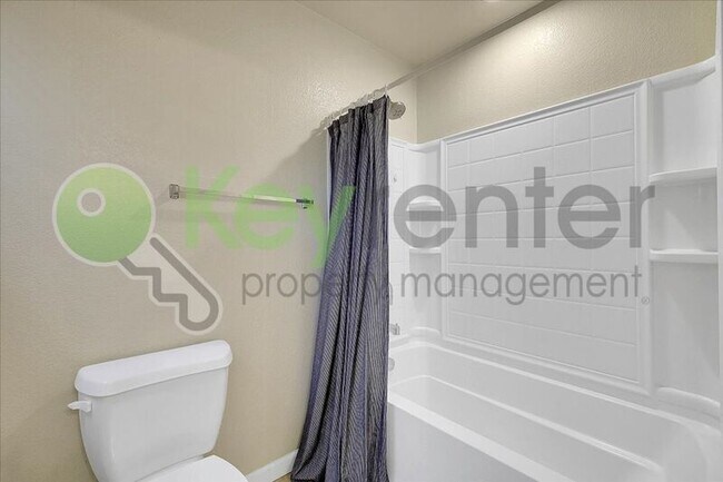 Building Photo - 1444 Eaglesfield Ln