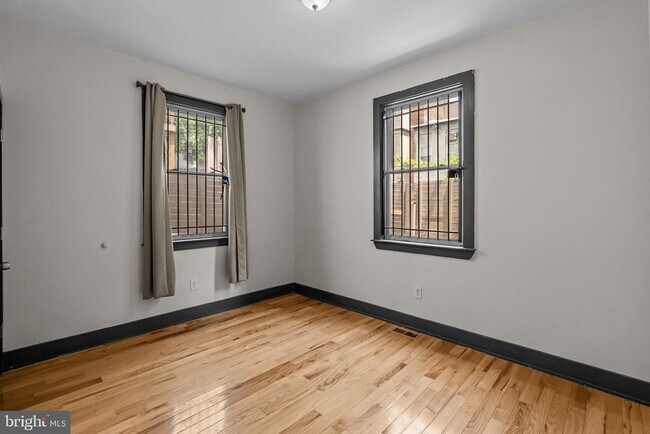 Building Photo - 1805 N 18th St