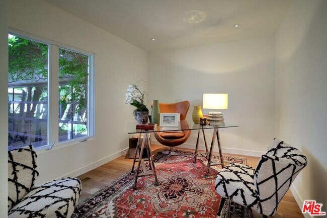 Building Photo - 2439 Carman Crest Dr