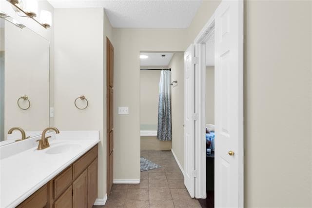 Building Photo - 2416 Garden Park Ct