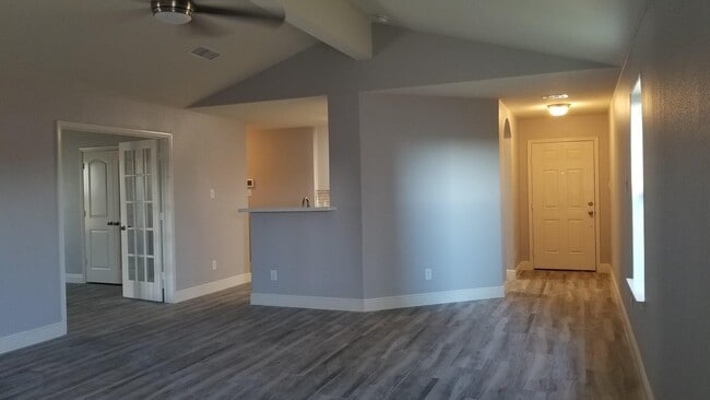 Building Photo - 9810 Blue Sapphire Ln