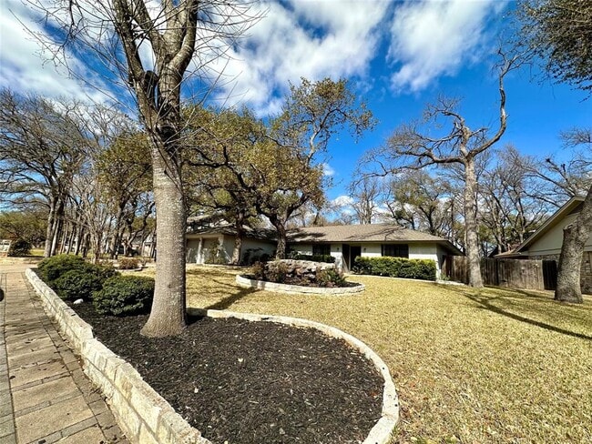 Primary Photo - 11740 D-K Ranch Rd