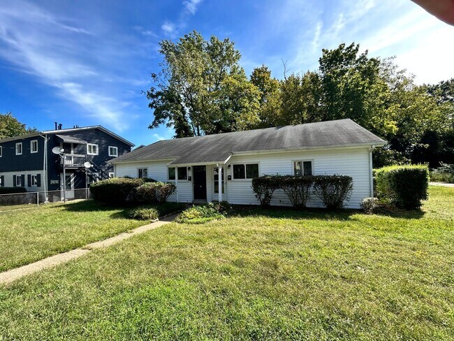 Building Photo - 3303 Branch Ave