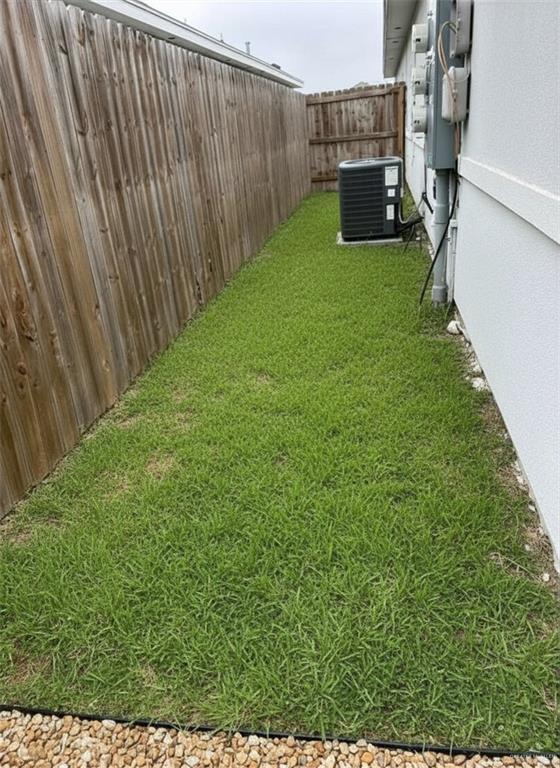 Building Photo - 12 Stauffers St