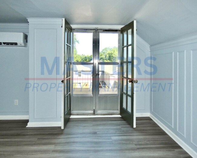 Building Photo - 1014 N Dixie Hwy