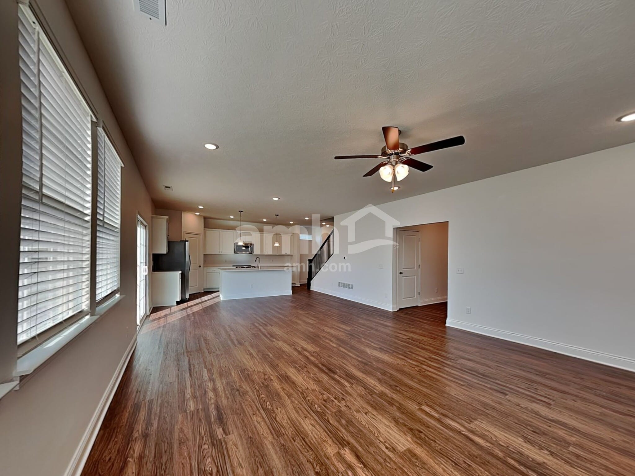 Building Photo - 969 Castor Dr