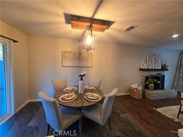 Building Photo - 607 Sixth St