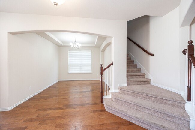 Building Photo - Elegant 5-Bedroom Home in Frisco ISD with ...