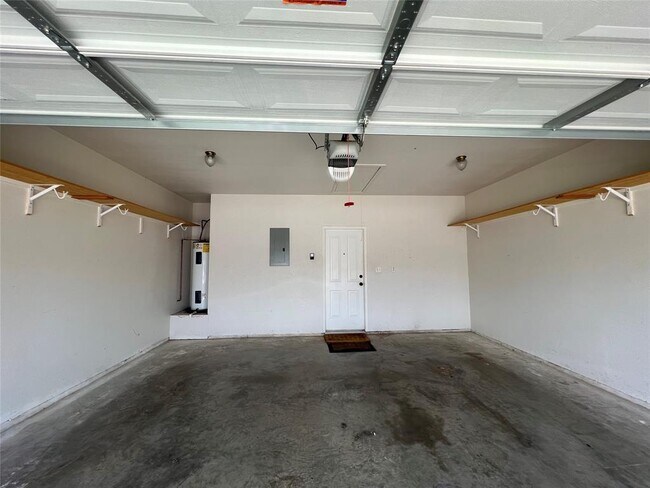 Building Photo - 1112 Cimarron Ct