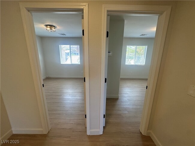 Building Photo - 2635 Cottonwillow St