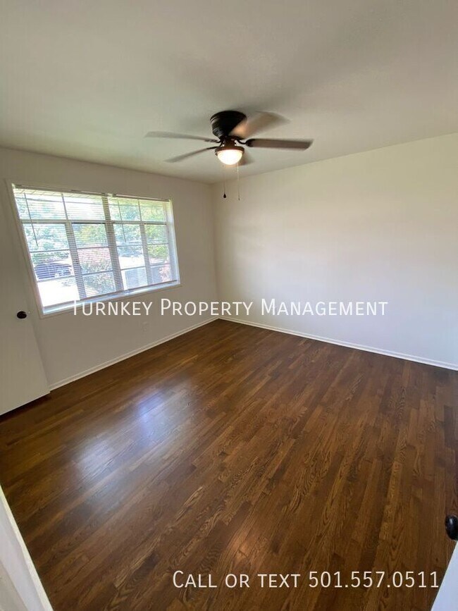 Building Photo - 623 Sherman St