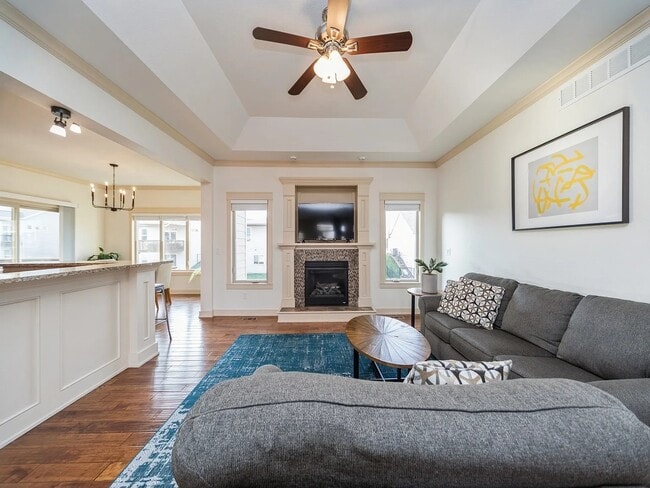 Building Photo - 16035 Northpark Dr