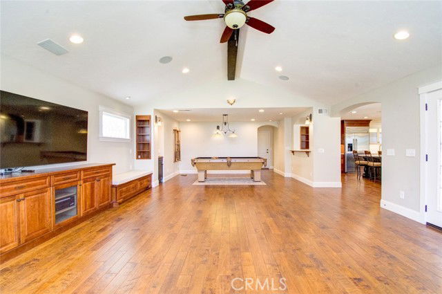 Building Photo - 26061 Via Viento