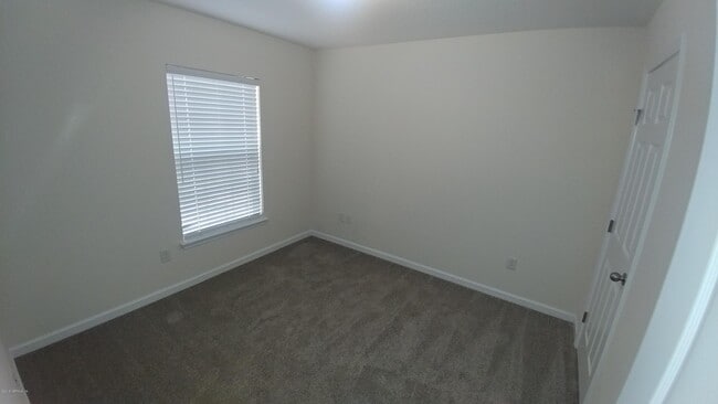 Building Photo - 4847 Parkhurst Pl