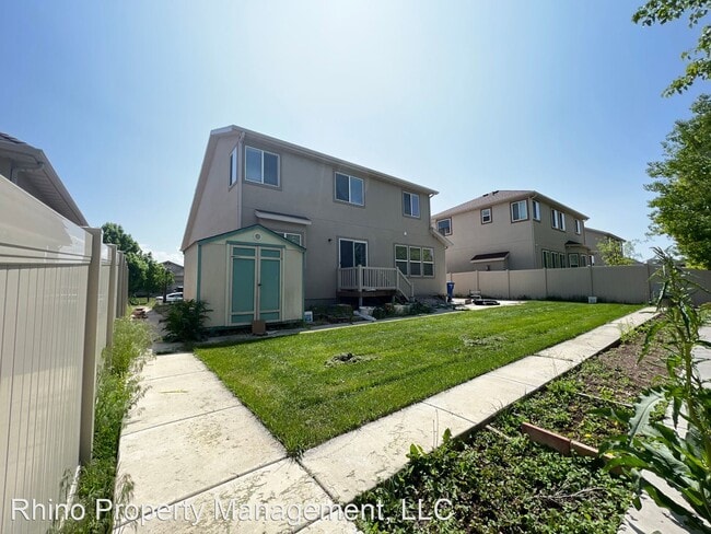 Building Photo - 3 br, 2.5 bath House - 2926 S Sefton Dr