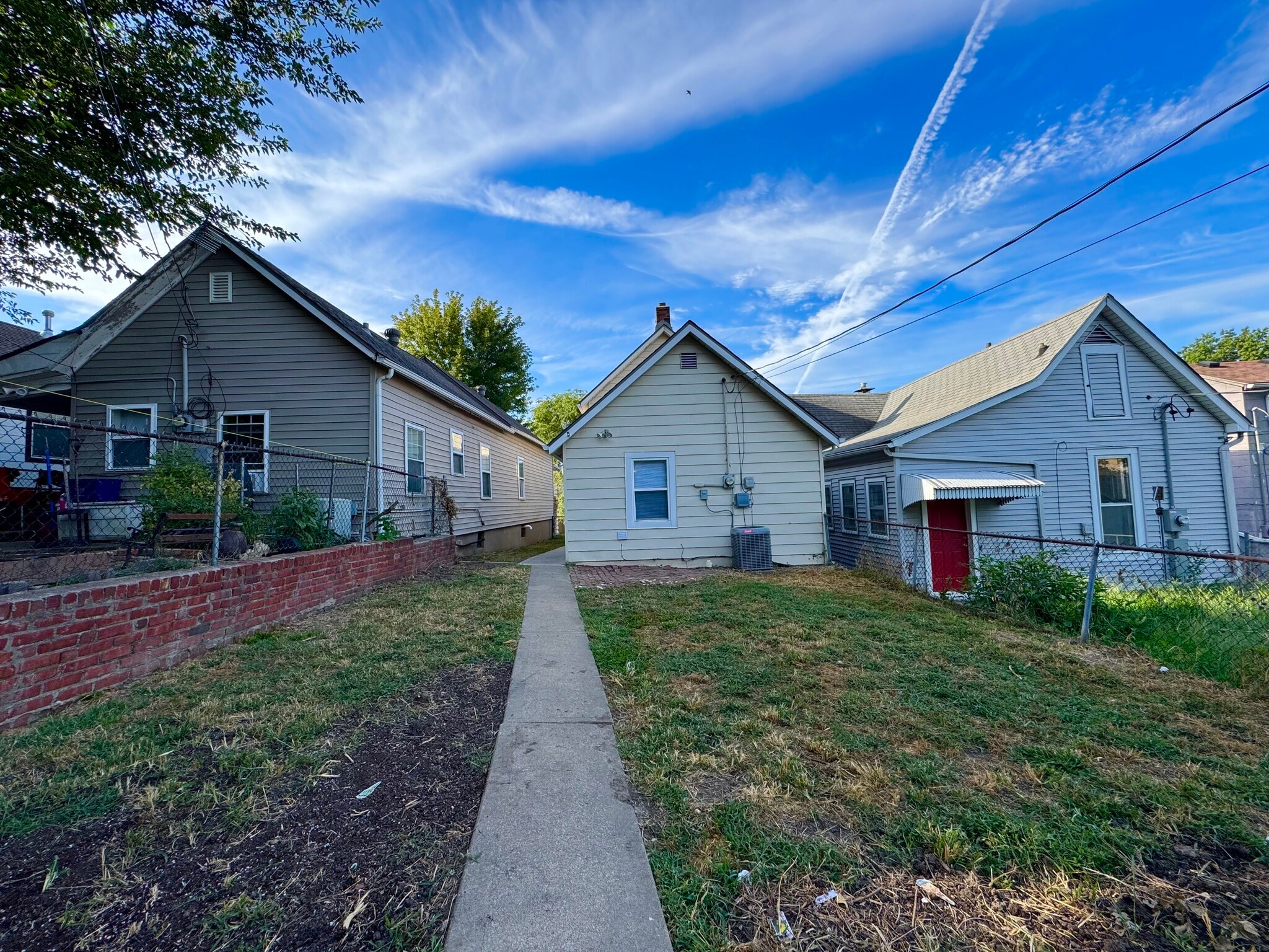 Building Photo - 516 Barnett Ave