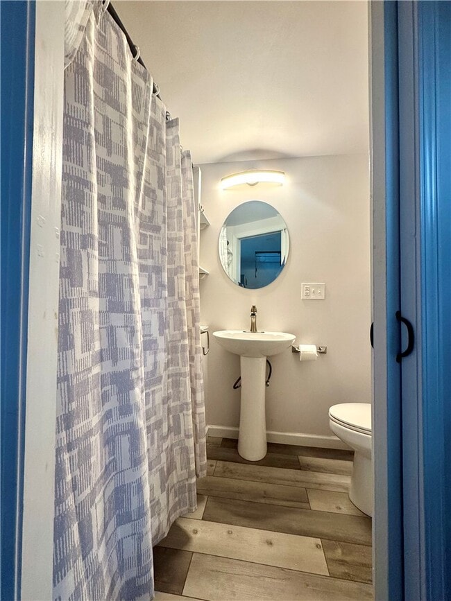 Building Photo - 182 Lake Bluff Rd