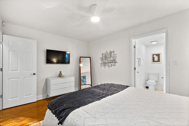 Building Photo - 116 San Marco Ave