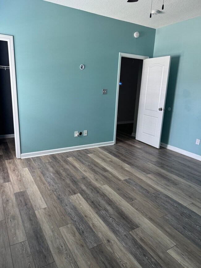 Building Photo - 157 Prelude Dr