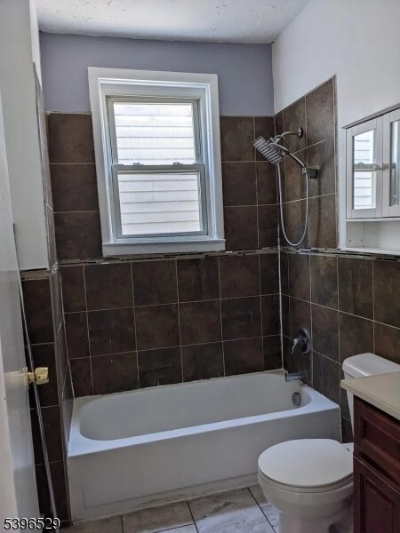 Building Photo - 48 Elliott St