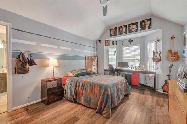 Building Photo - 6919 S Gold River Cir