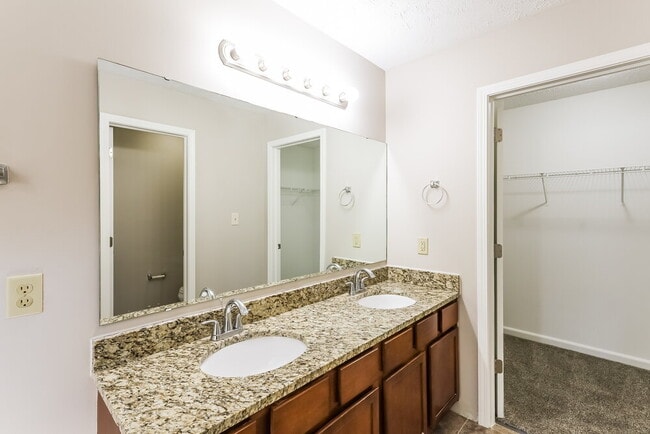 Building Photo - 7051 Laredo Dr