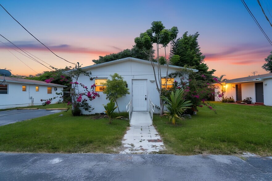 Building Photo - 558 NW 90th St